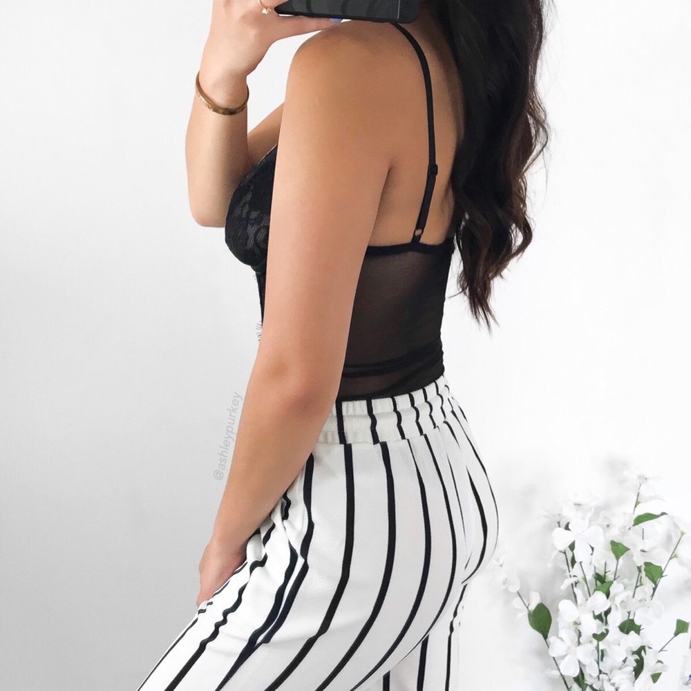 delicate black lace mesh strappy bodysuit - Picture 4 of 4